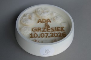 Świeca biała z napisem pozłacanym w dniu ślubu personalizowana