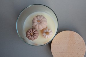 Świeca z dyniami Premium Palo Santo widok z góry